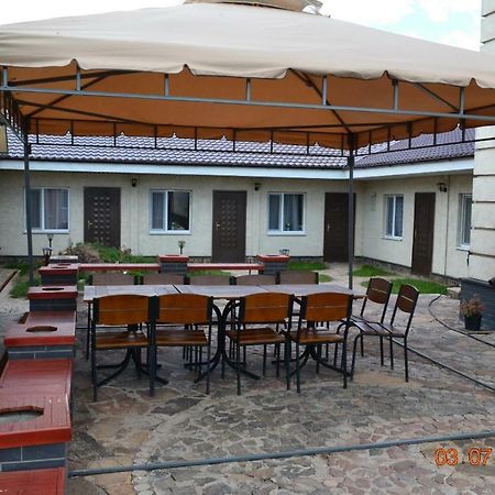 Family Hotel Balqash Bagian luar foto